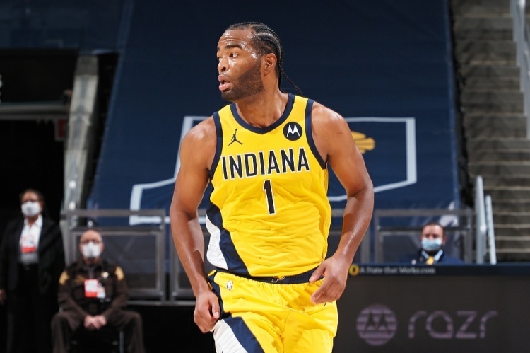 则展现了他 则展现了他